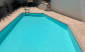 Apto residencial piscina centro-Parking
